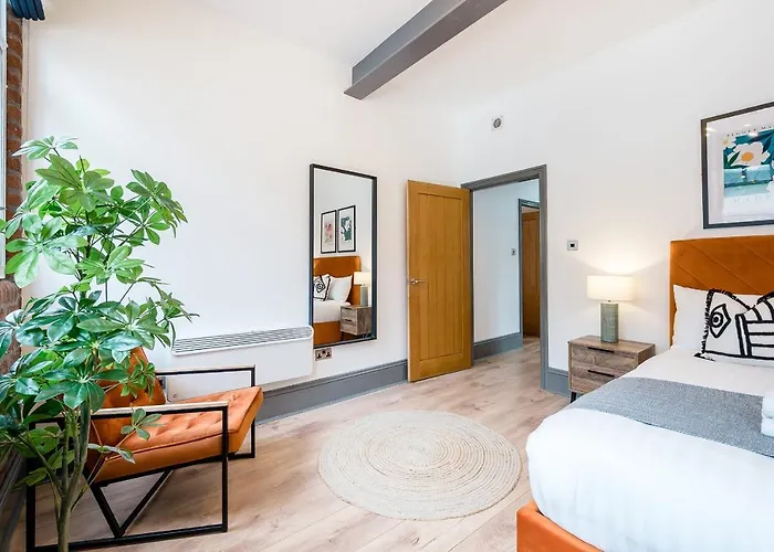 Host & Stay - Bands Warehouse Apt